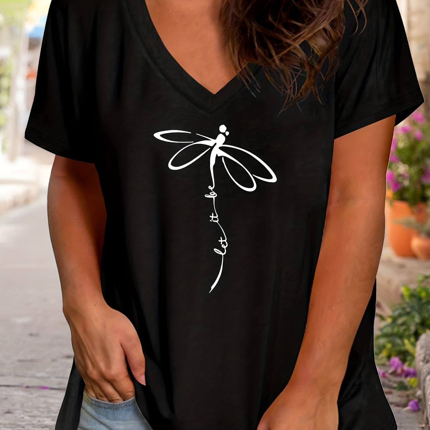 TEMU T-shirt élégant à motif de , col en V stylé, confort léger, t-shirt décontracté effort pour toutes les occasions