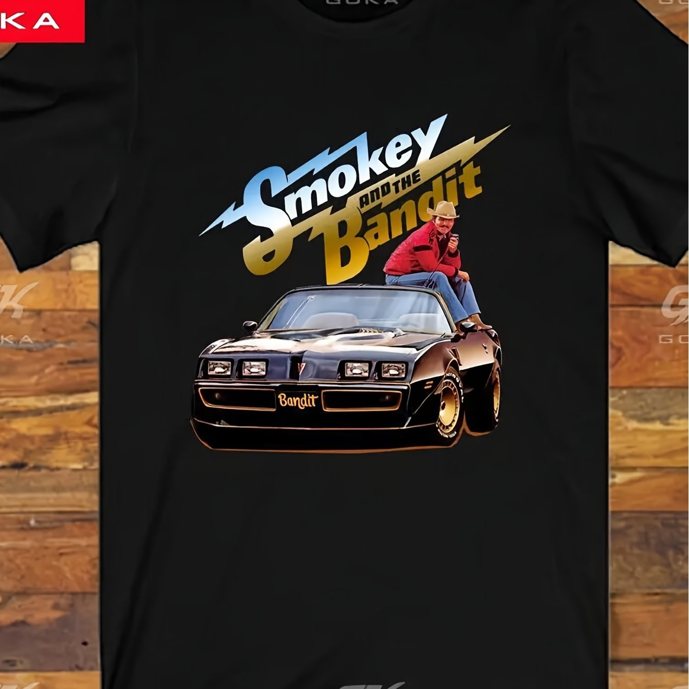 TEMU Nouveaux cadeaux pour 2026 T-shirt Smoke and Banditsie Édition 1977 avec motif de camion de rouge emblématique. Pas de voiture, T-shirt noir