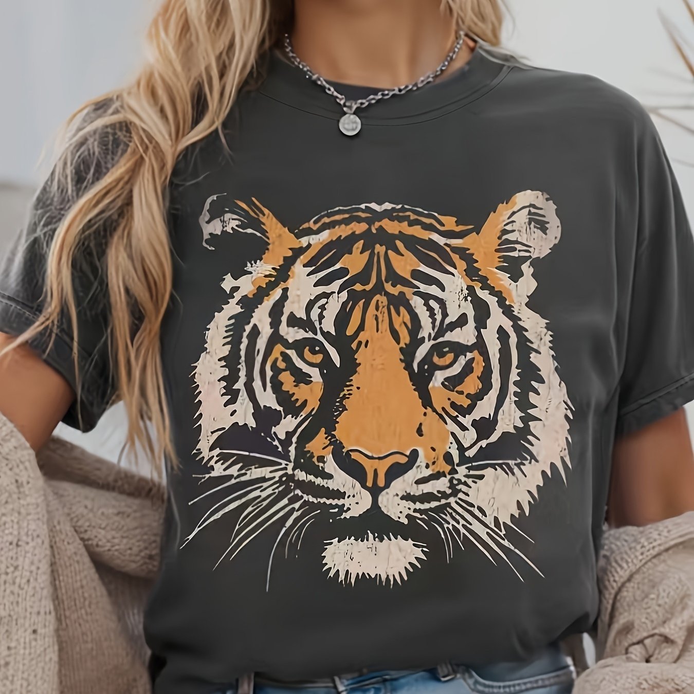 TEMU T-shirt graphique vintage effet usé avec , cadeau pour de et des grands félins