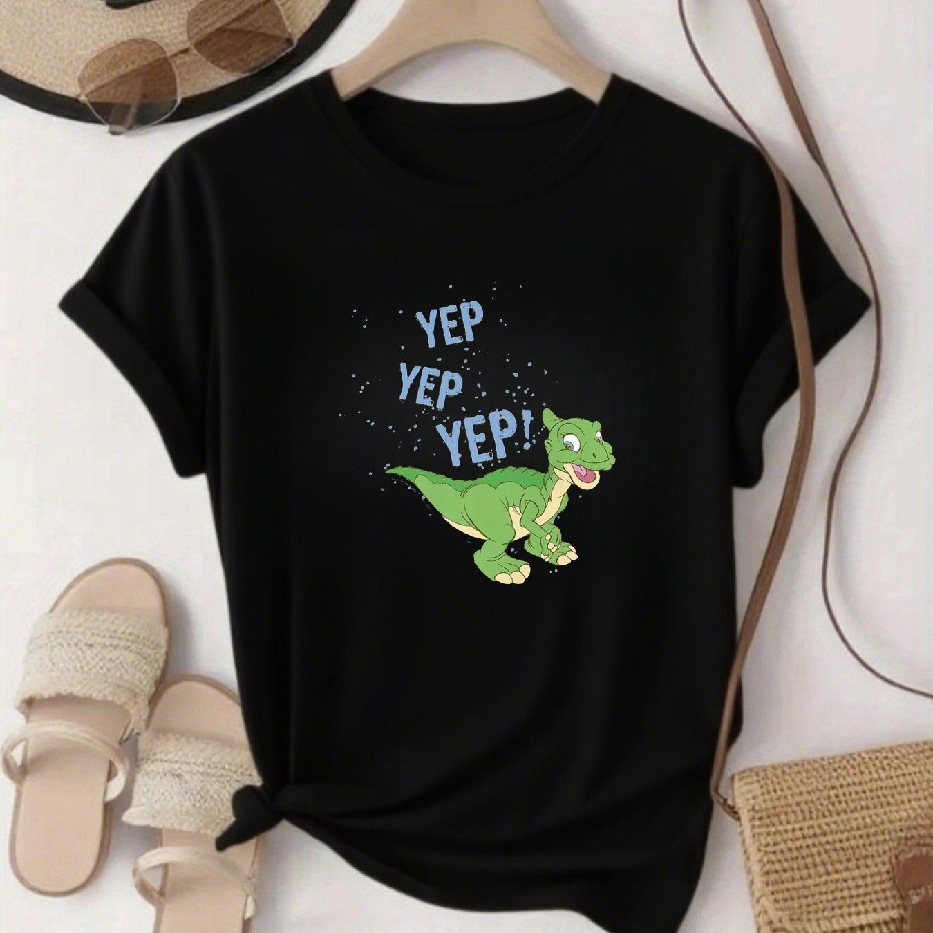 TEMU T-shirt Land Before Time Ducky Yep Yep, coupe ample unisexe avec motif dinosaure et texte "Yep Yep", T-shirt noir décontracté pour hommes,