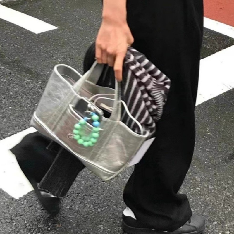 TEMU 秋冬実用シンプルでなシルバーの大容量ハンドバッグオールインワントートバッグ