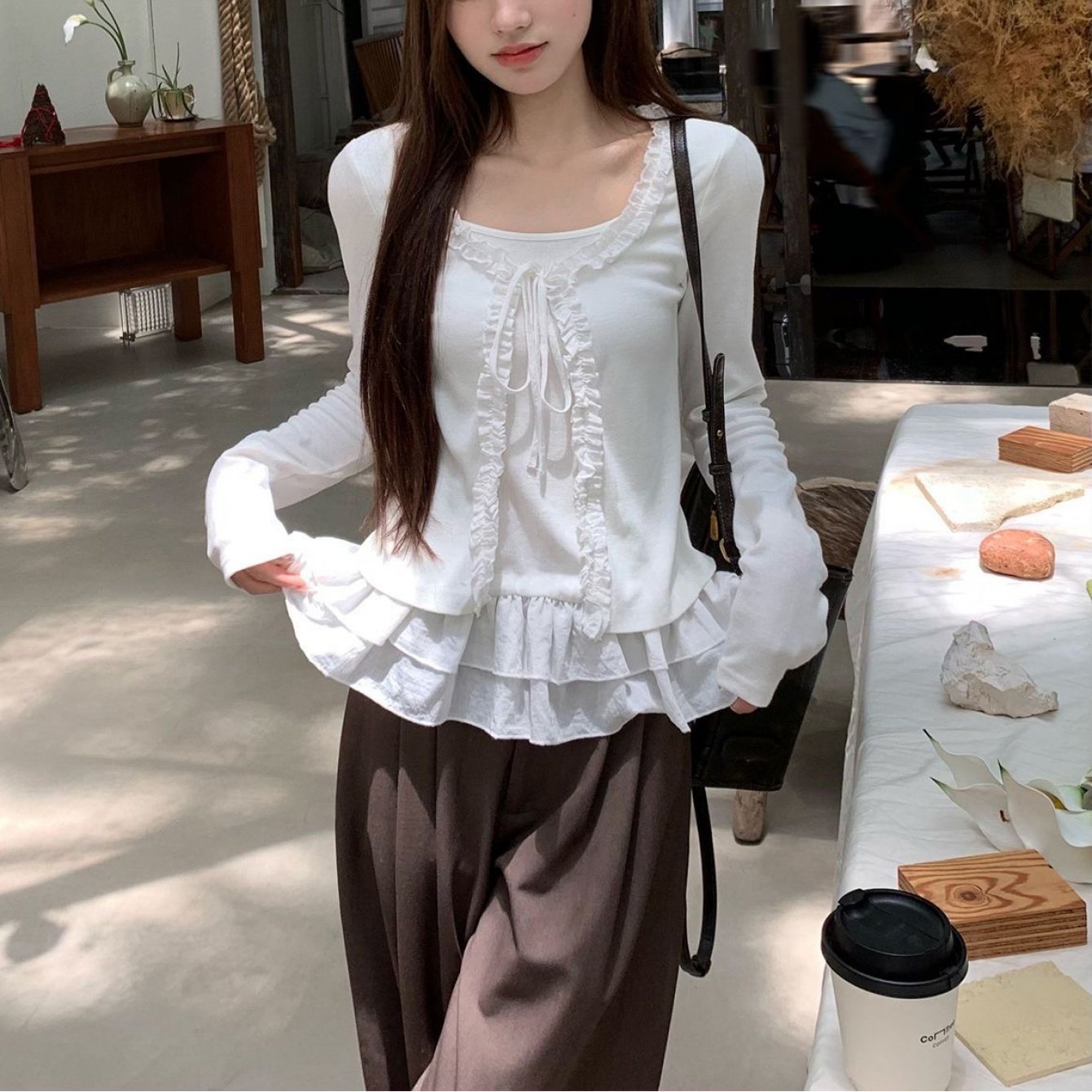 TEMU 여성 프릴 레이어드 긴팔 티셔츠 리본 스트랩 슬림핏 체형커버 스퀘어넥 골지 페미닌 러블리 데이트룩 꾸안꾸 상의