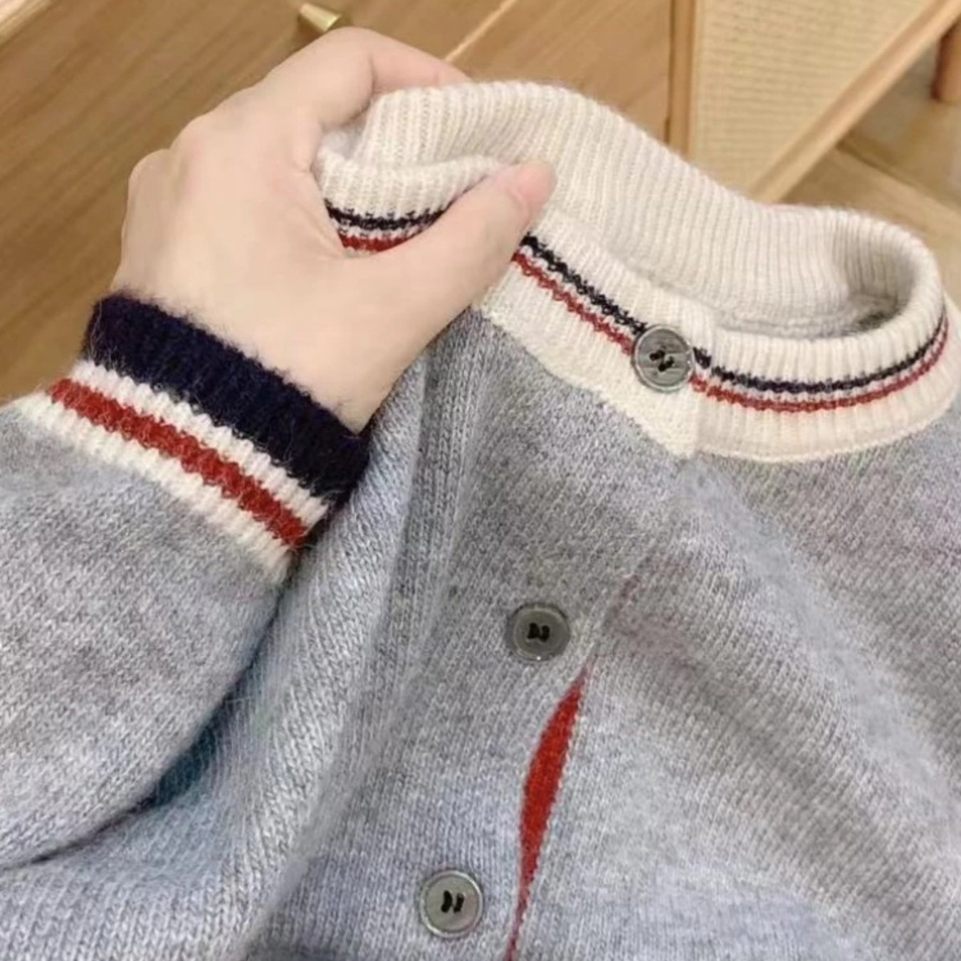 TEMU 영국 스타일 그레이 컬러 블로킹 가디건 스웨터 재킷 여성용 아우터 봄/가을 폭발적인 스타일 루즈핏 슬리밍 라운드넥 탑