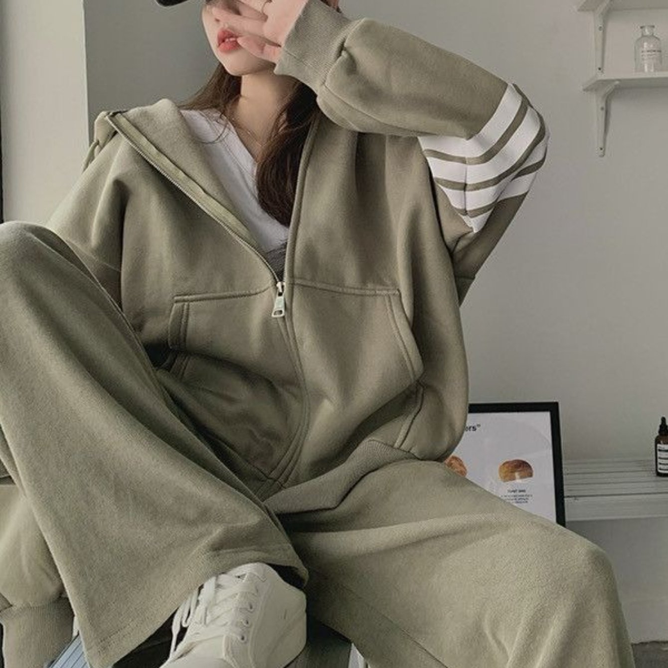 TEMU 여성용 가을 겨울 신상 세트, 스타일리시한 캐주얼 루즈핏 운동복, 따뜻한 기모 소재, 한판 스타일의 트렌디한 스포츠웨어 두피스 세트