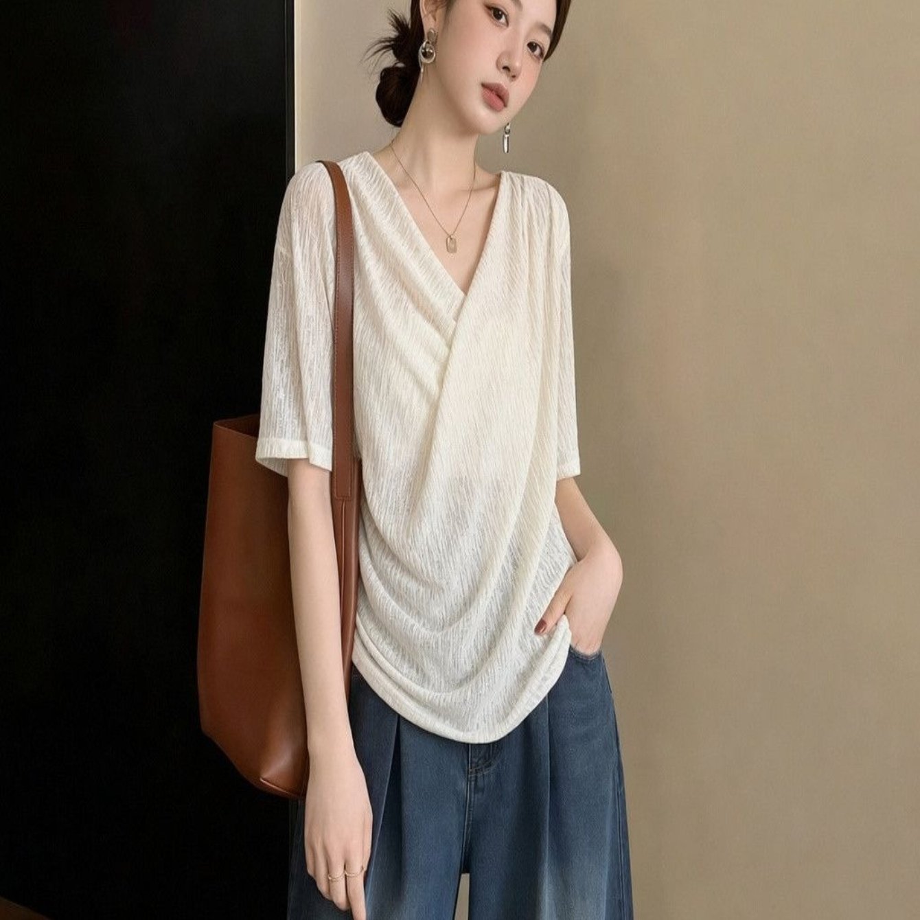 TEMU 플러스사이즈 여성복 부드러운 분위기의 드롭넥 쉬폰 반팔 티셔츠, 통통한 여성분들을 위한 여름 프렌치식 허리 조임 슬림핏 우아한 상의