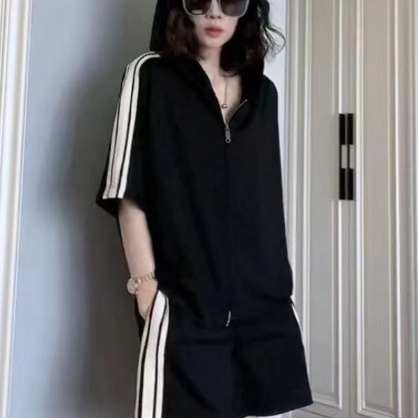 TEMU 스포츠 슈트 여성용 루즈핏 패션 디자인 니치 플러스 사이즈 연령 감소 투피스 세트
