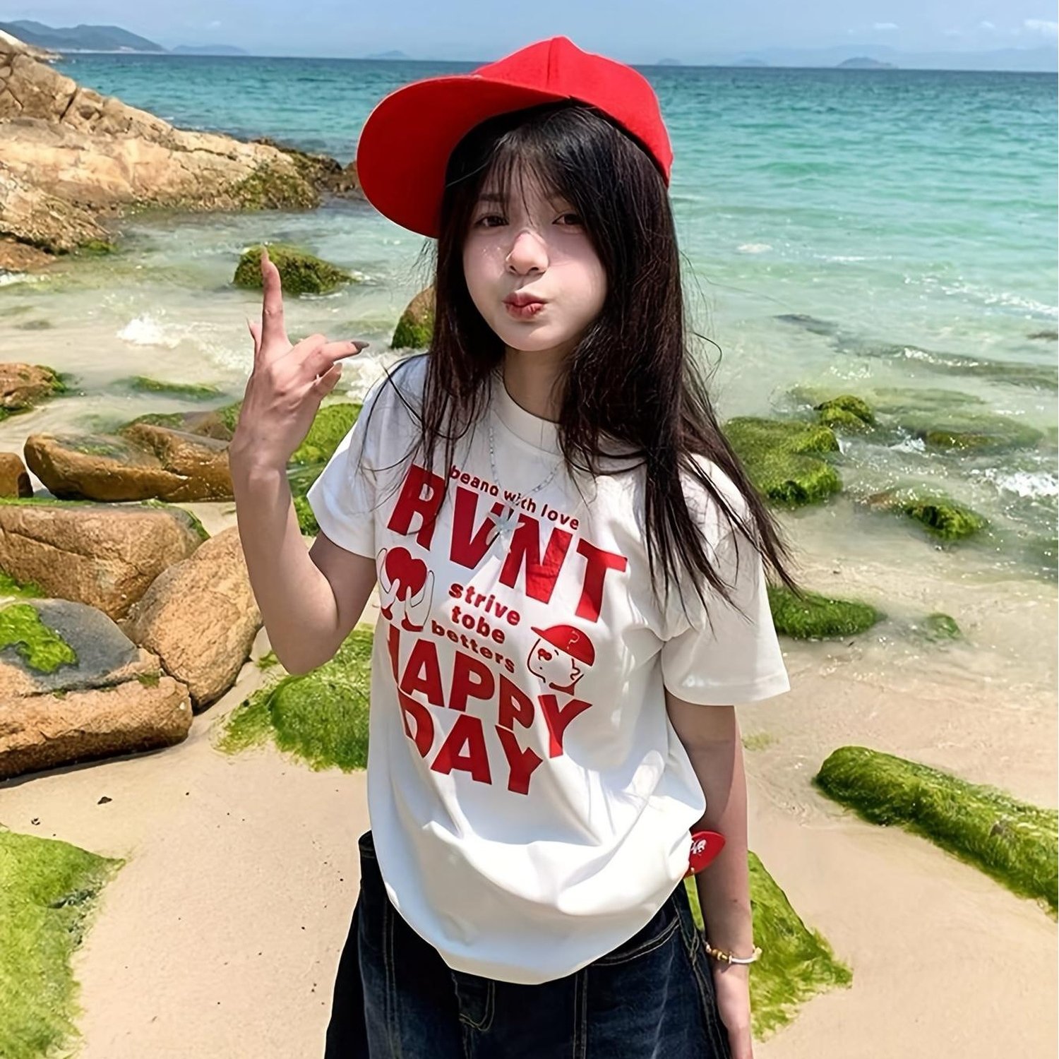 TEMU 레드 레터 프린트 반팔 티셔츠 - 루즈핏 캐주얼 탑, 레이어링 또는 데일리룩에 적합, 손세탁 가능한 블라우스 스타일 디자인 (시트추는 없음)