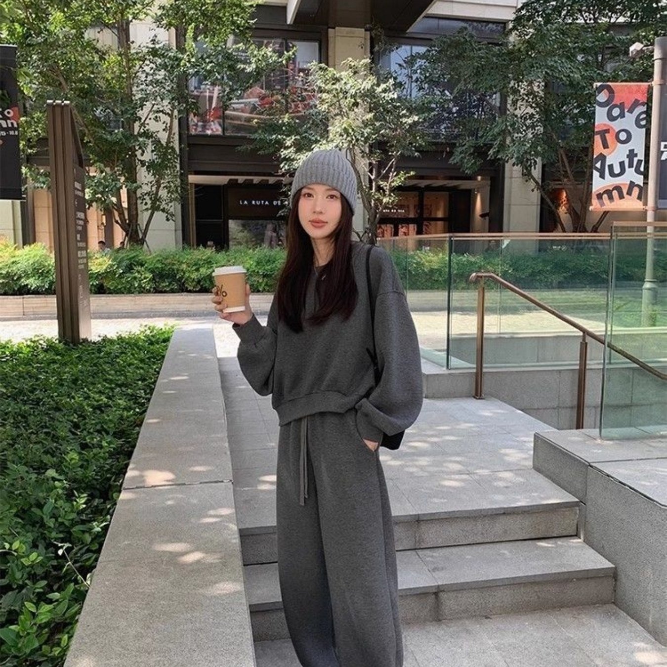 TEMU 여름/가을 스웨트셔츠 스포츠 세트 여성용 루즈핏 슬리밍 학생 스타일 나이 감추는 런닝복 단색 투피스 세트