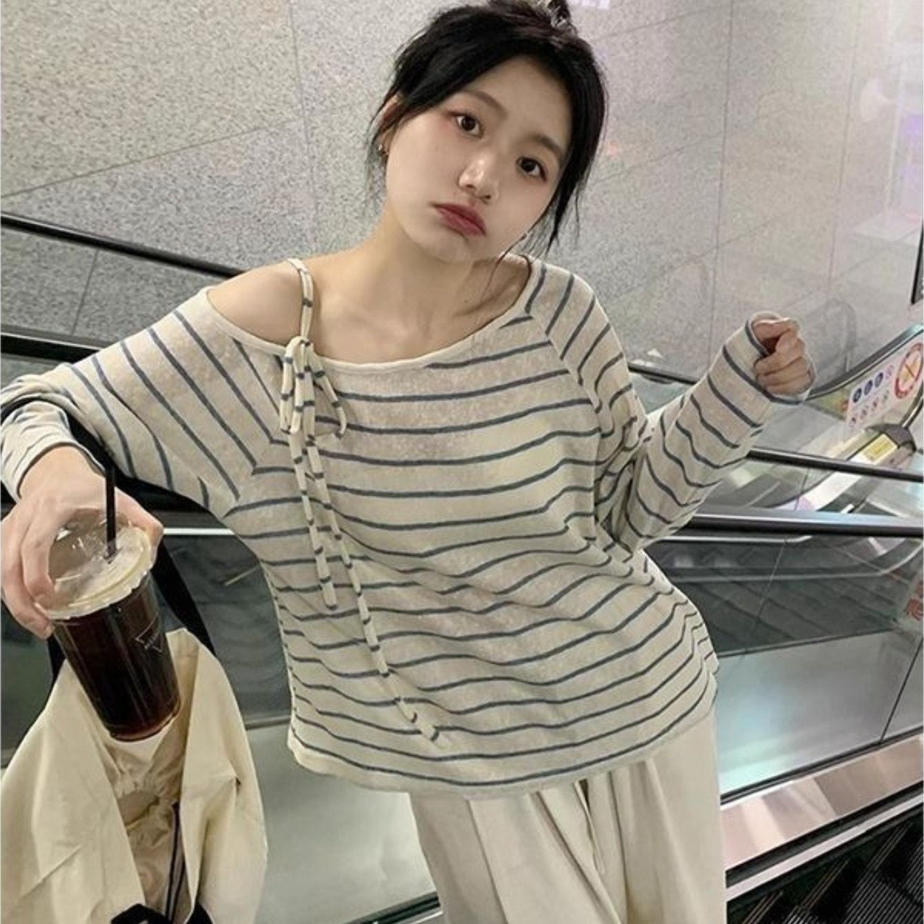 TEMU 비대칭 어깨노출 긴팔 티셔츠 신상 캐주얼 루즈핏 얇은 선크림 인스 감성 다용도 상의
