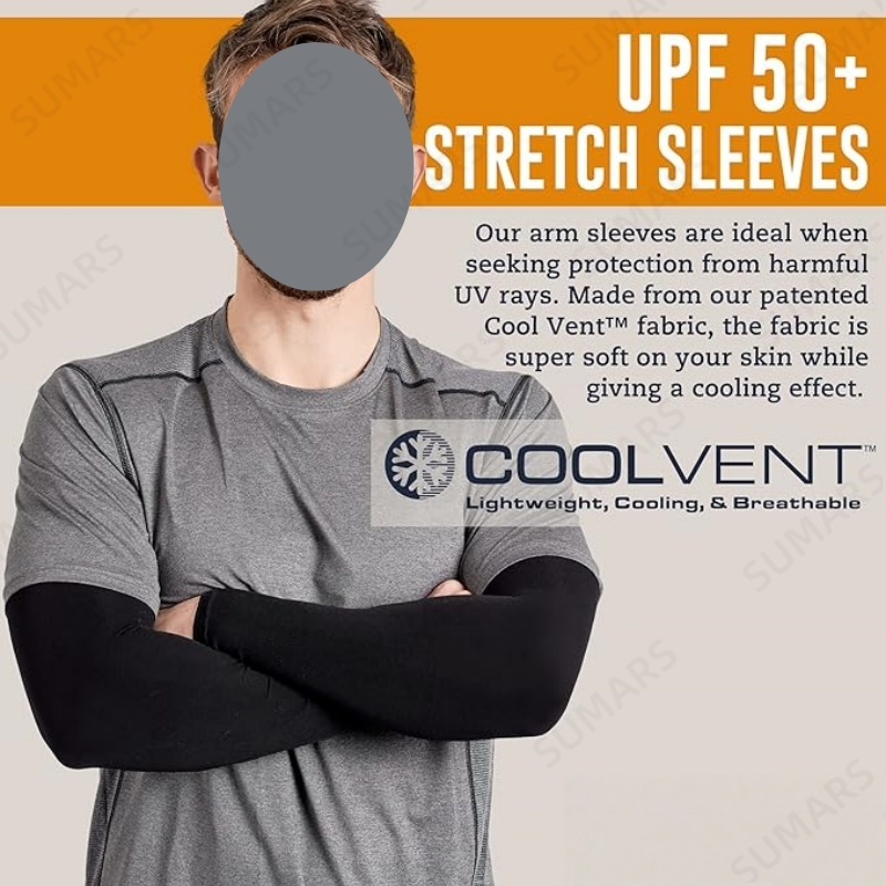 Modelo masculino utilizando manguitos pretos de proteção solar com tecnologia CoolVent