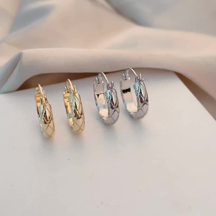 Unisex High Delicate Patterned Copper Earrings, Versatile Style