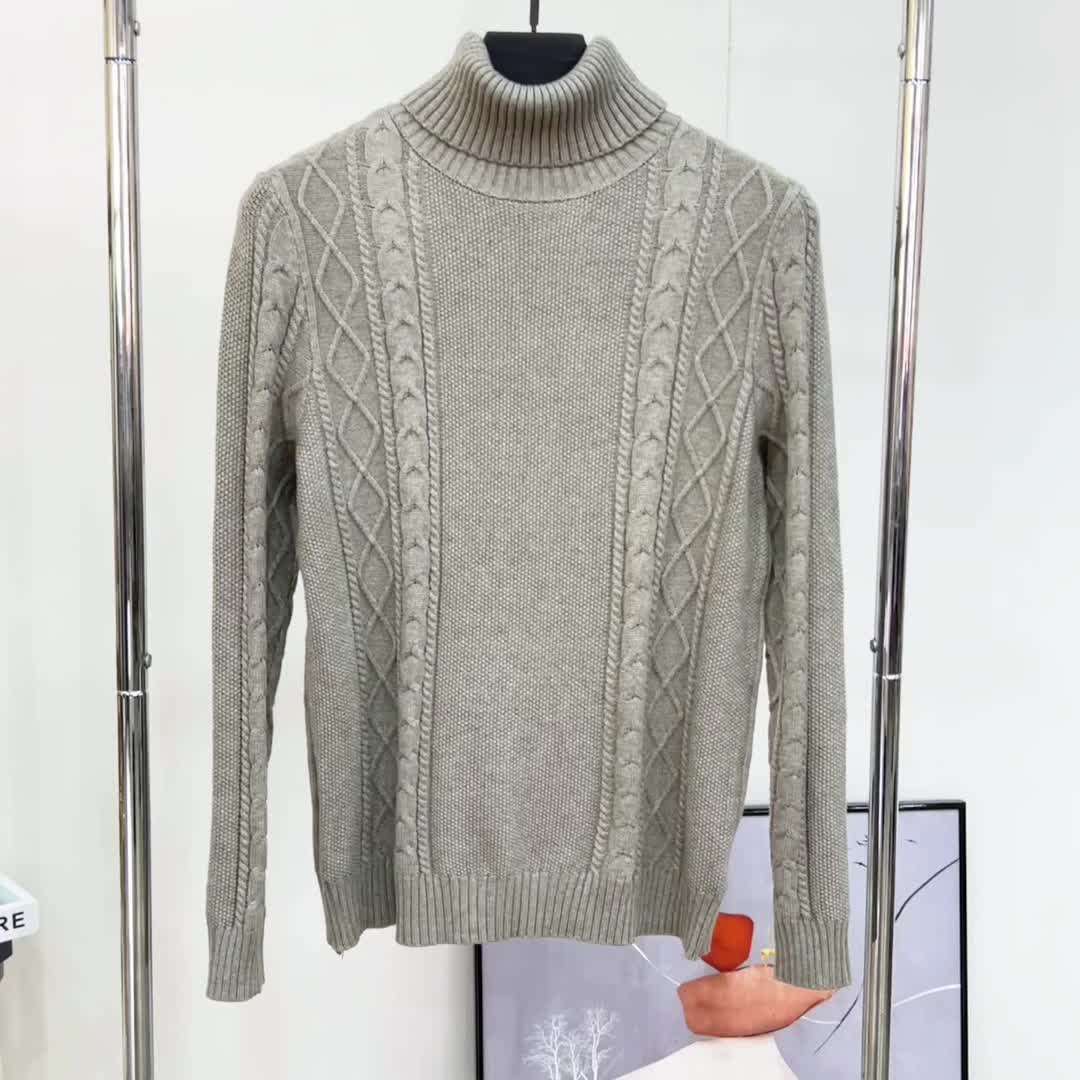 Plain turtleneck outlet top