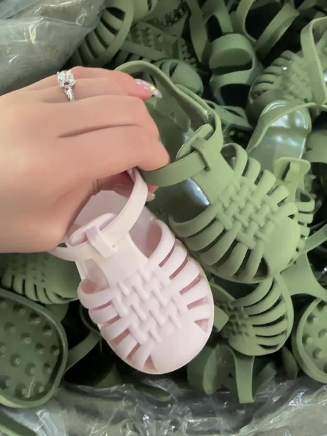 Baby on sale jellies shoes