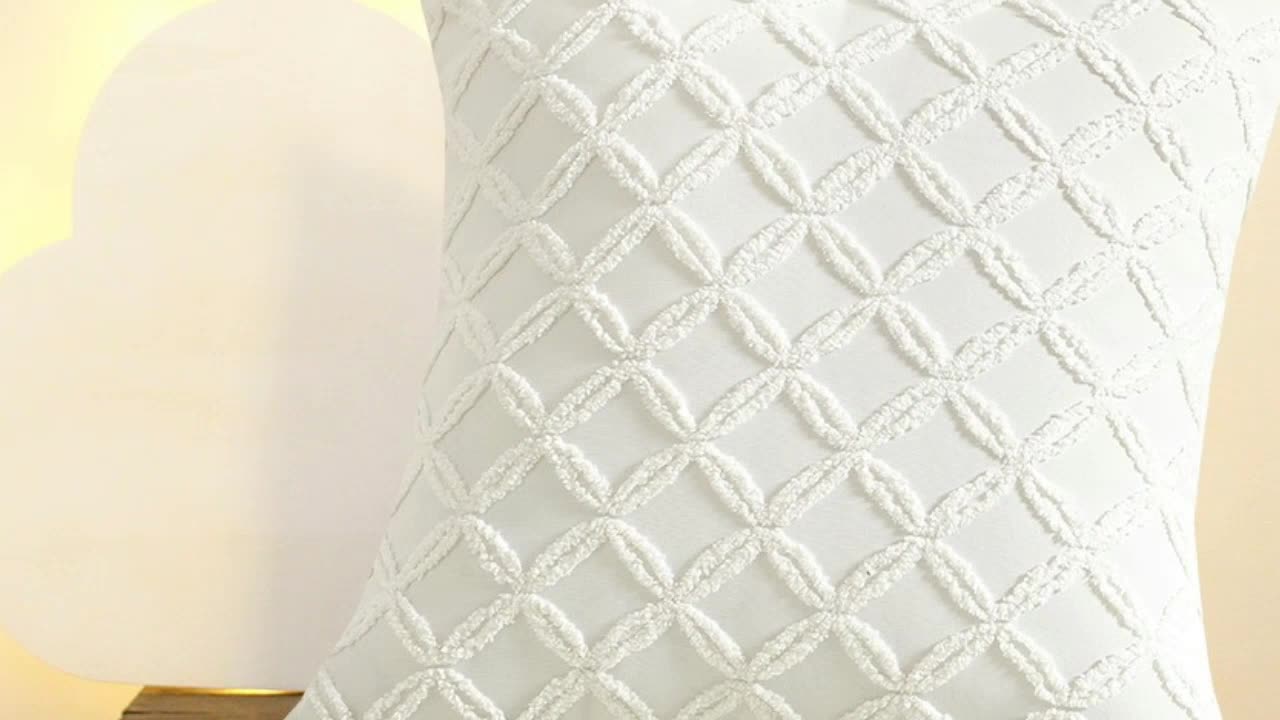 White quilted throw online pillows