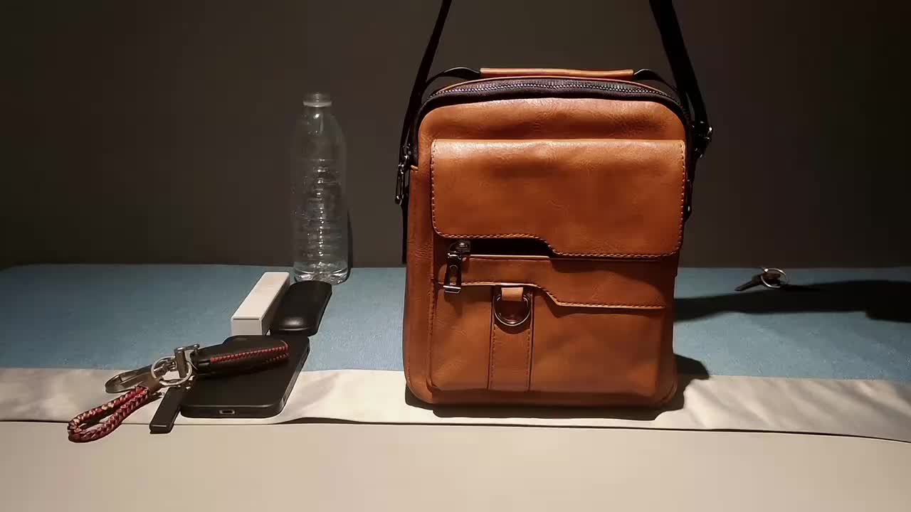 Néonoé Leather Shoulder Crossbody Bag