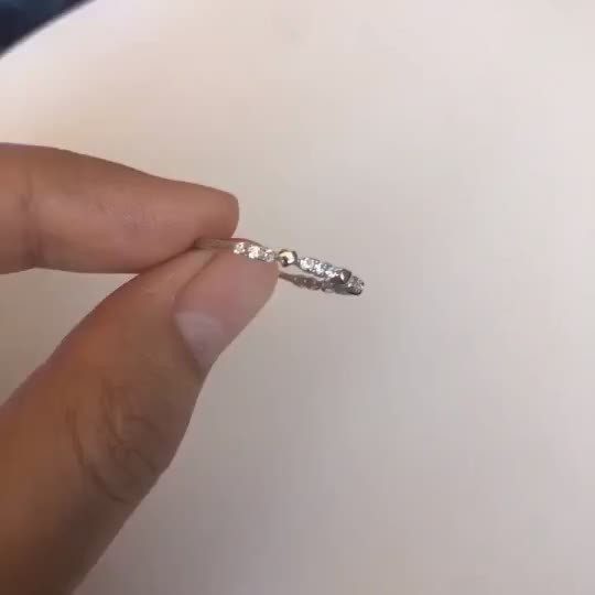 925 Sterling Silver Heart Ring with Zirconia Stones