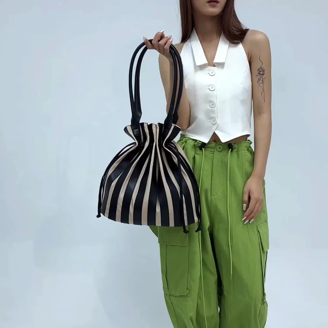 Striped Pattern Drawstring Bucket Bag Large Capacity Tote Bag