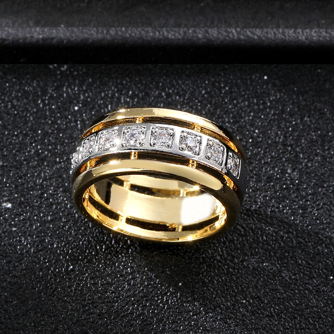 Men's Fashionable Ring, Stylish Design