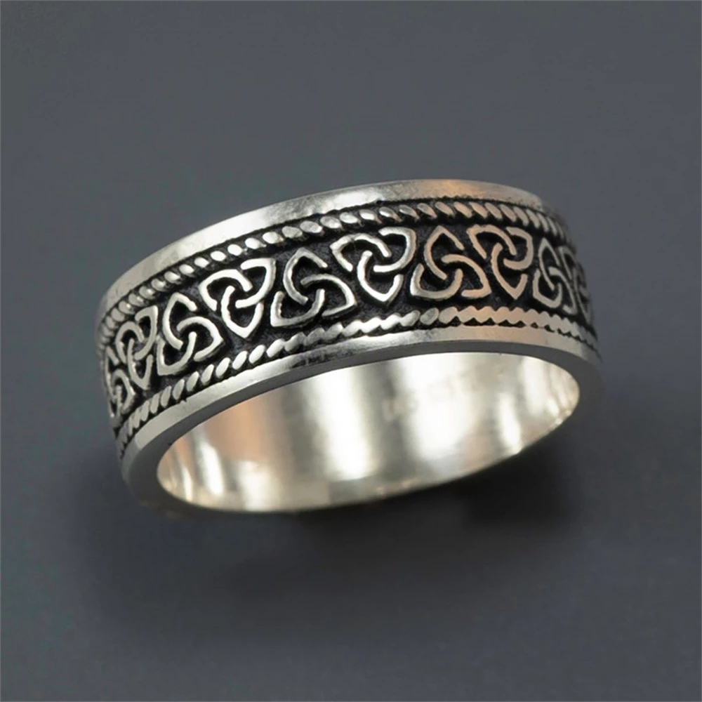 Celtic Knot Niche Minimalist Ring