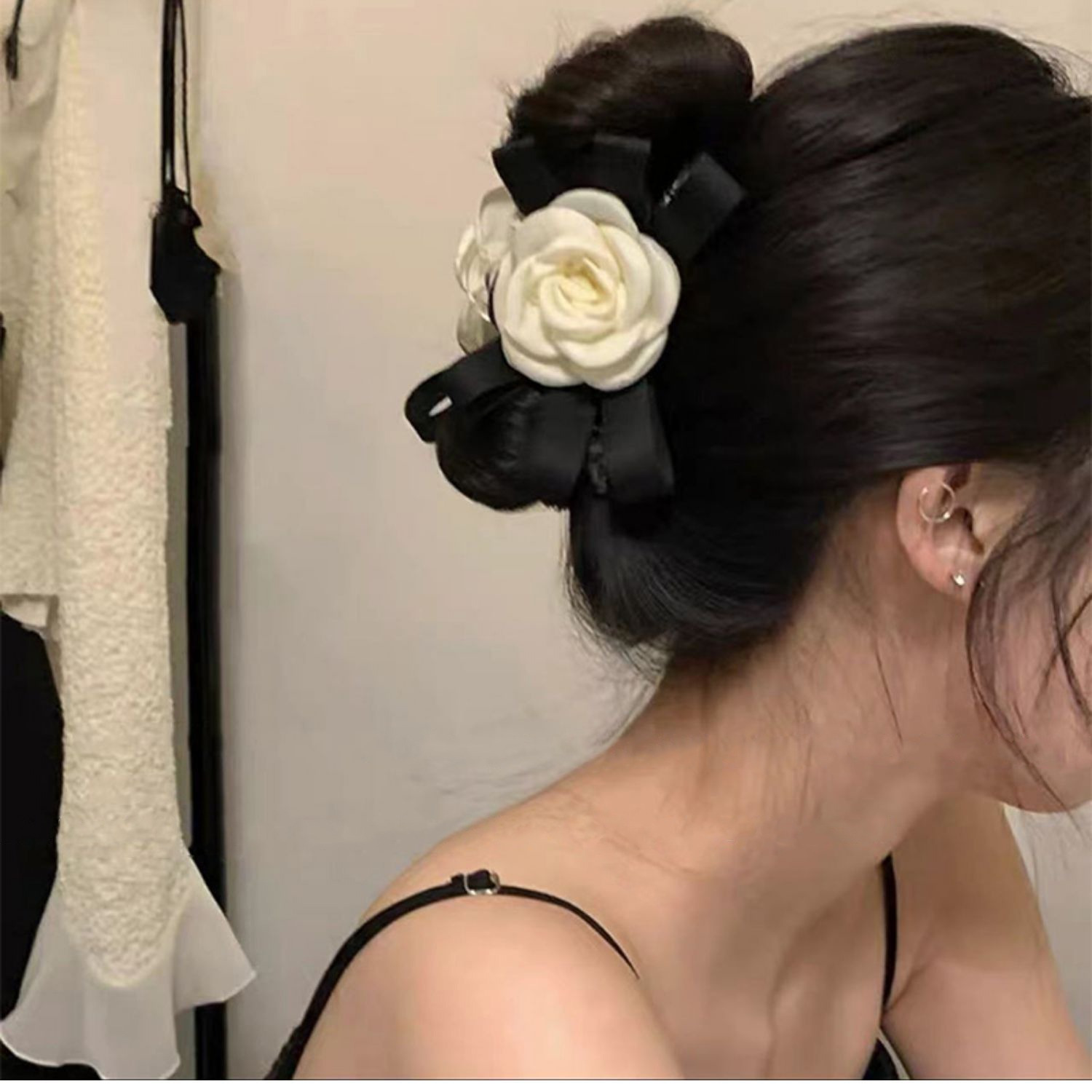

Luxurious Camellia Flower Corsage Hair Clip For Women - Elegant And Classic Bow With Flower On French Barrette - Perfect For Fall Hair Accessories