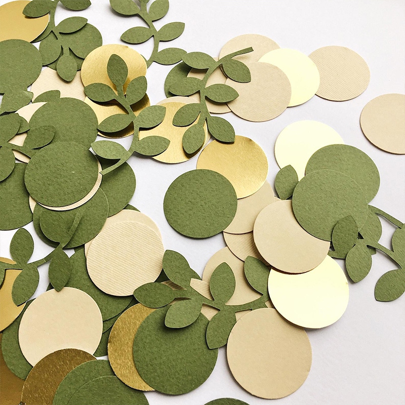 

Sparkle Up Your Birthday Party With 100pcs Green And Golden Confetti! Christmas, Halloween, Thanksgiving Day Gift Easter Gift Eid Al-adha Mubarak