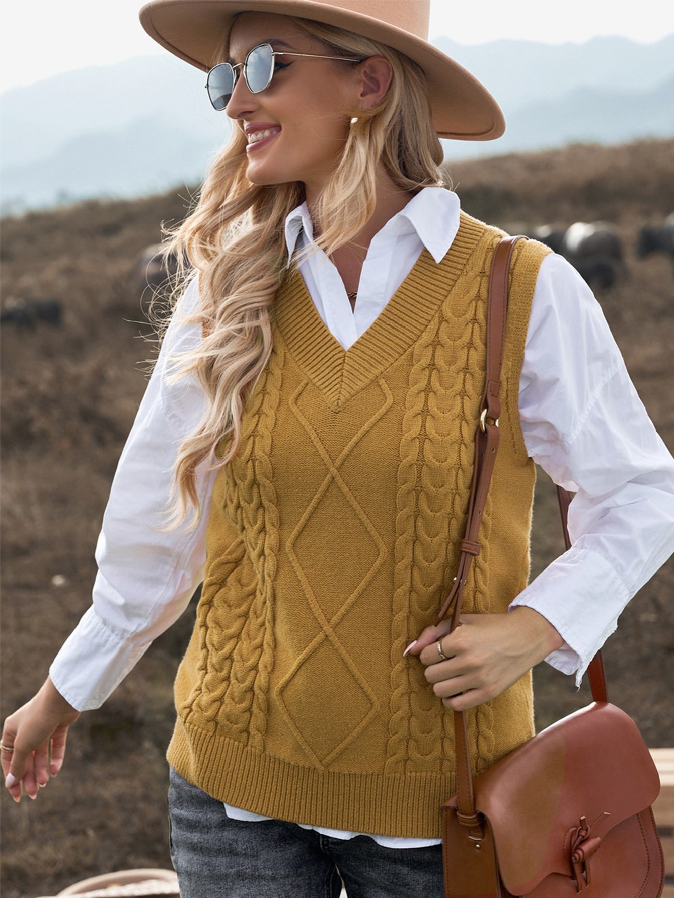 Women's Sweater Vest, Oversized Cable Knitted V Neck Loose Sleeveless  Sweater Top