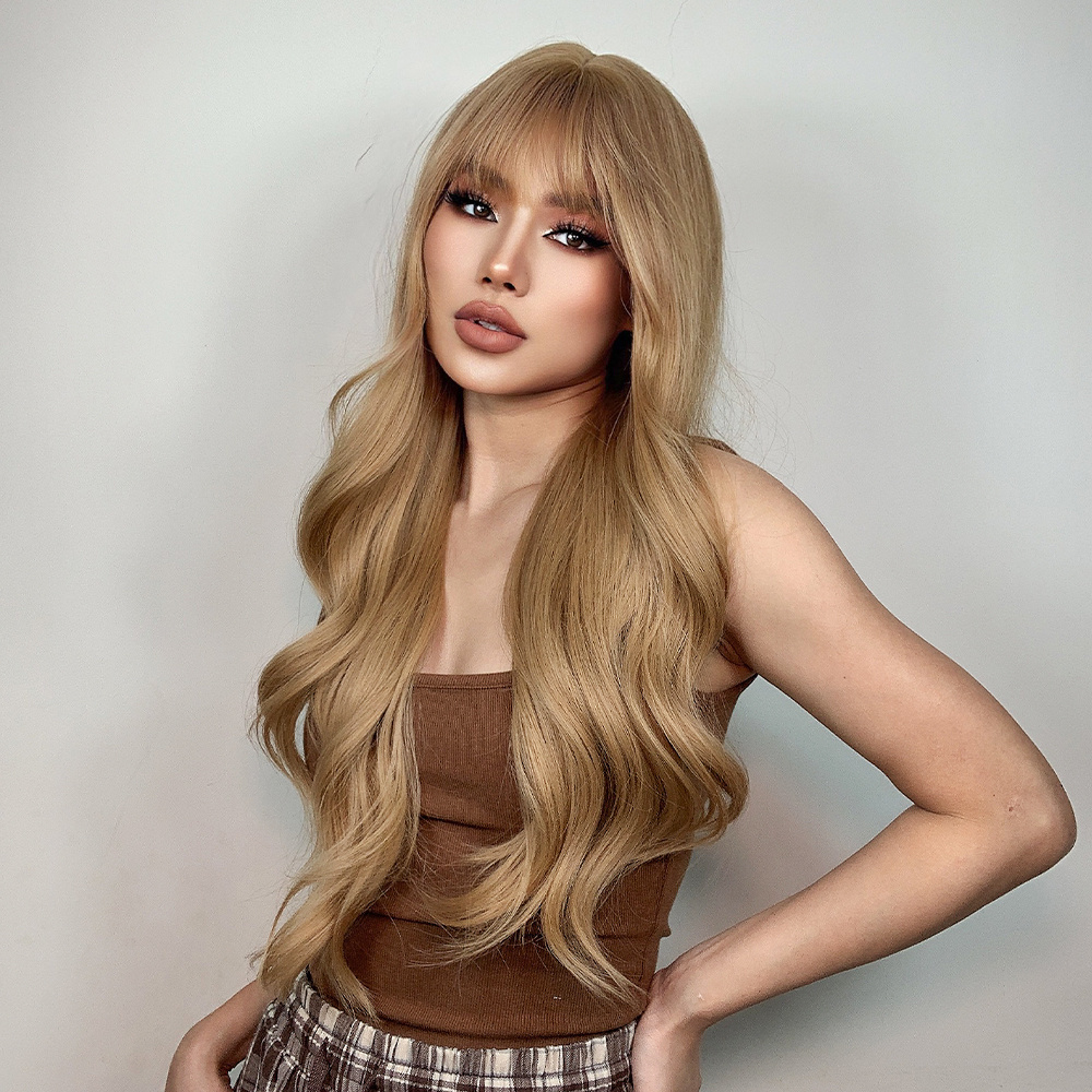 28 Inch Long Ginger Blonde Wavy Layered Wig With Bangs For Women Heat Resistant Synthetic Wig Styled Wig Look Hairs