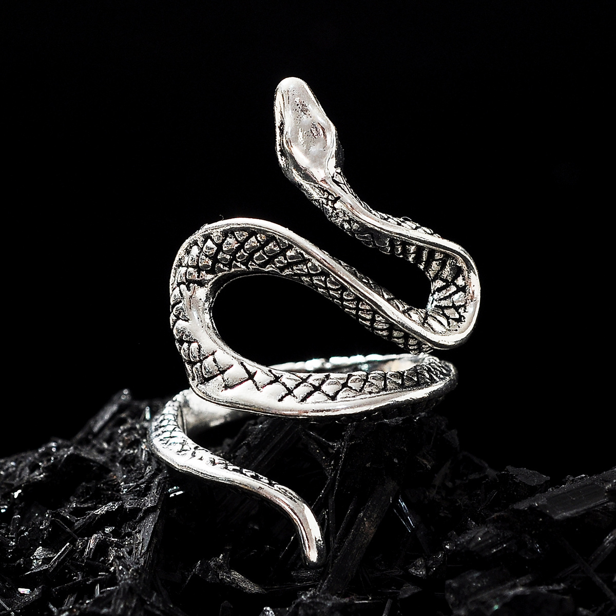 Men's Vintage Gothic Metal Snake Ring, Unique Design