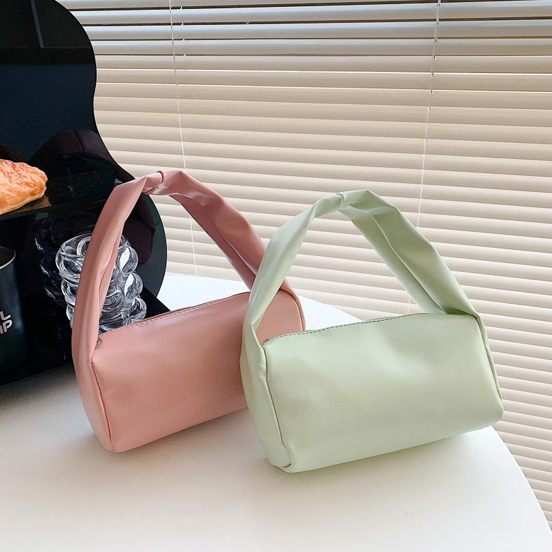 Minimalist Artificial Patent Leather Baguette Bag