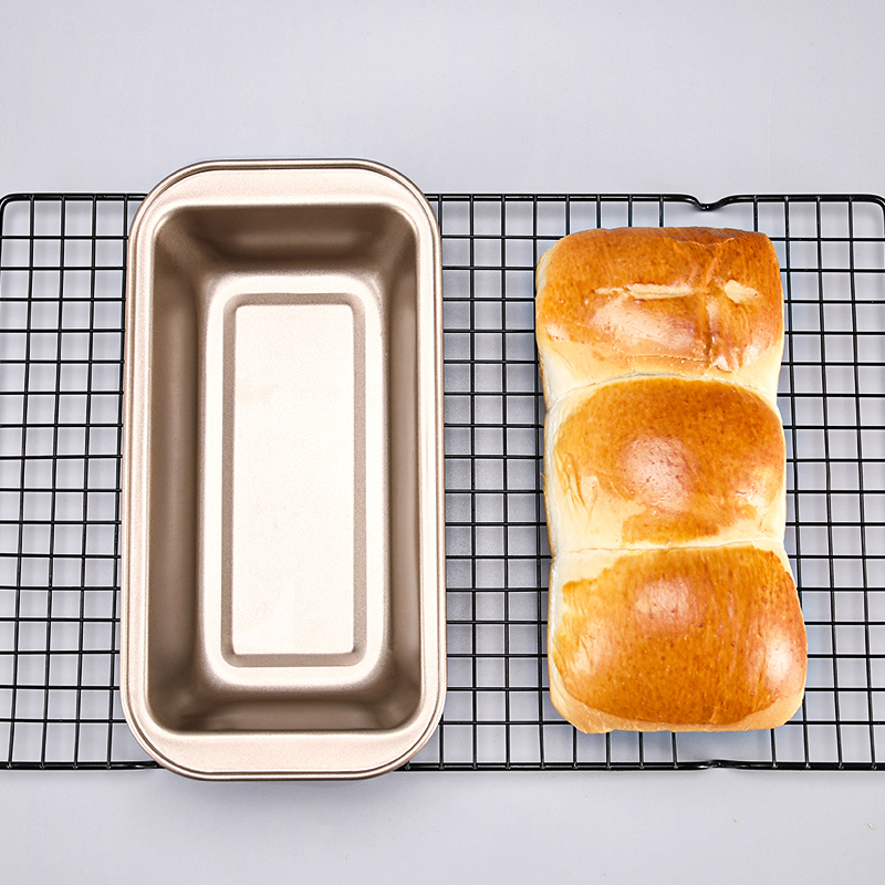 

1pc Golden Loaf Pan, Non Stick Bread Loaf Baking Pan, Rectangle Baking Tray For Oven Baking, Baking Mold, Kitchen Accessories