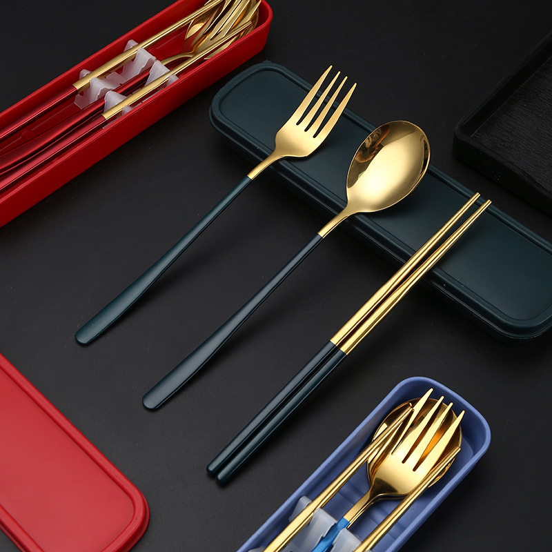 Set di posate portatili in acciaio inossidabile a tre pezzi: cucchiaio,  forchetta e bacchette - Temu Italy