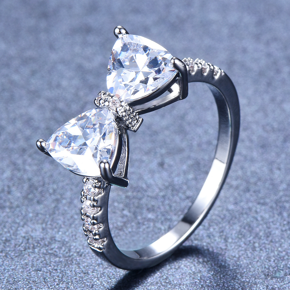 Unique Female Male Geometric Ring White Crystal zircon Wedding