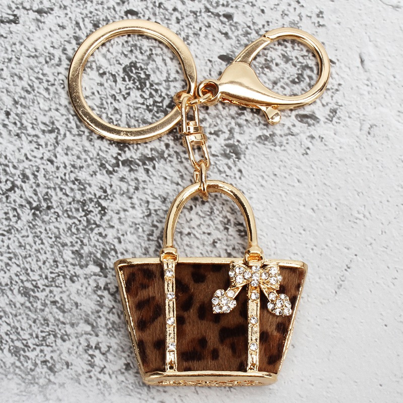 Louis Vuitton key chain, Louis Vuitton Bag Ornament, Bag Accessory Leather  Key c