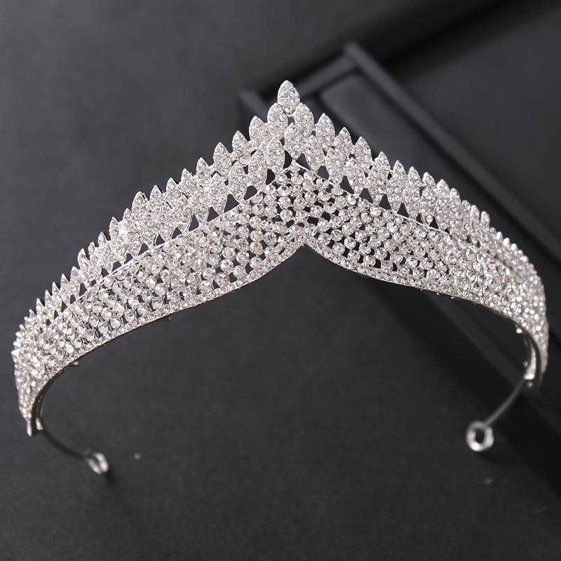 Sparkling Crystal Bridal Headband With Silver Rhinestones