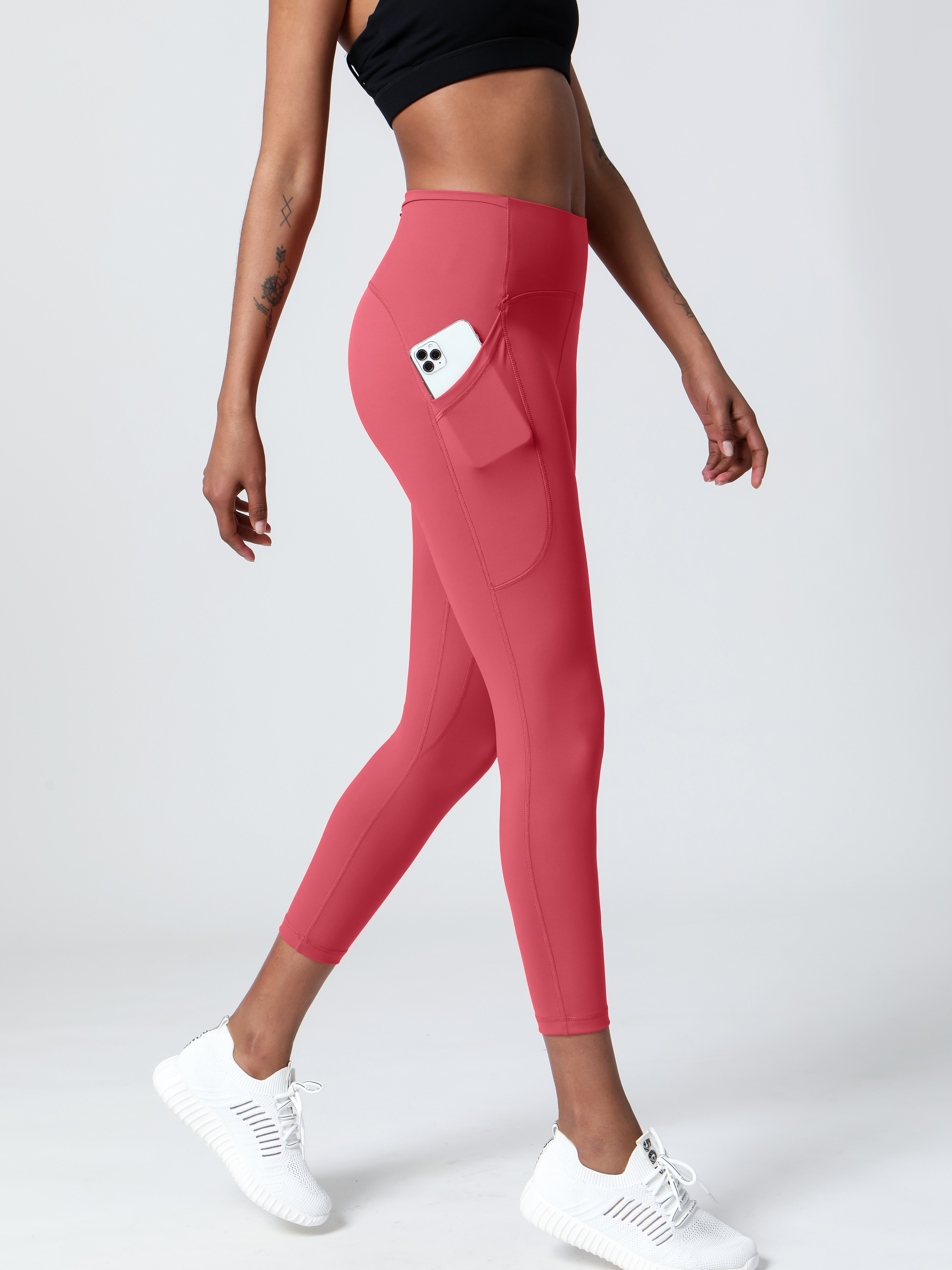 Nike Pro Women's High-Waisted Leggings with Pockets - Pink