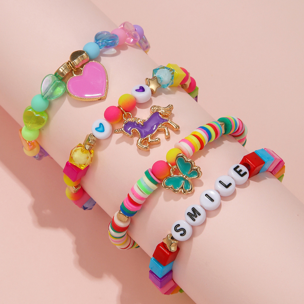 Unicorn - Bracelet Bead Kit - Includes: 1 Elastic & 6 Different Colors of  Beads