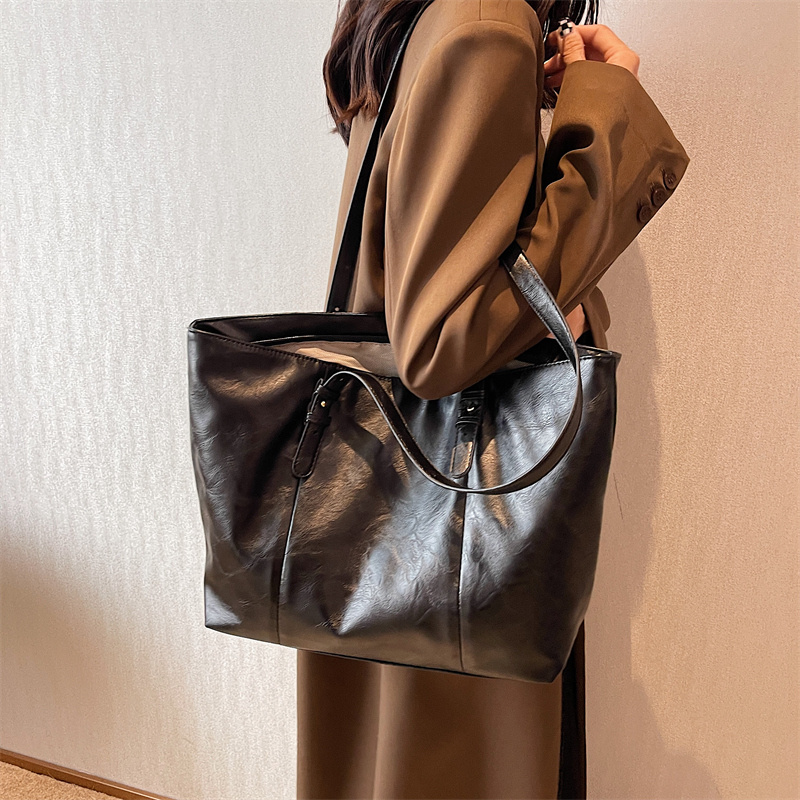 Ladies Vintage Tote Bag Large Soft Faux Leather Shoulder Bag | Don't ...