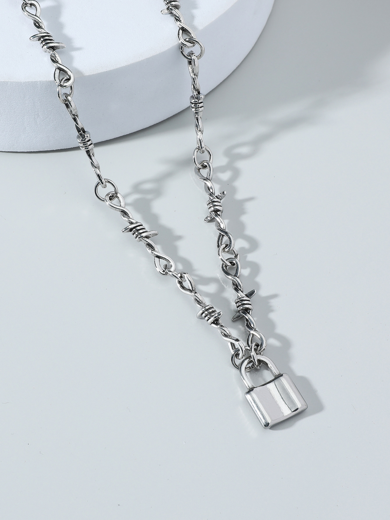 Men's Alloy Thorns Chain Necklace Lock Pendant - Temu