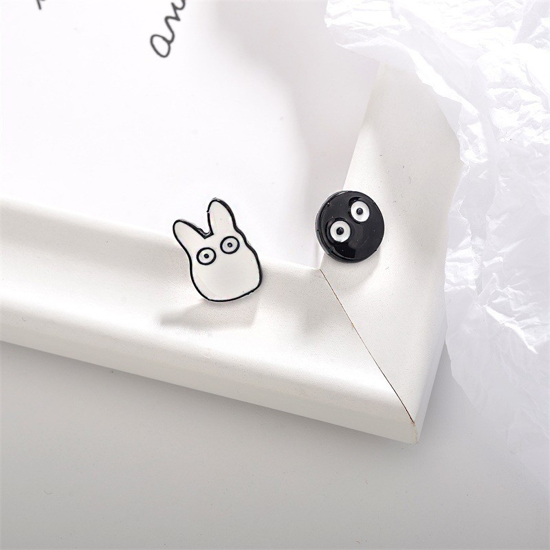 Cartoon Asymmetrical Stud Earrings