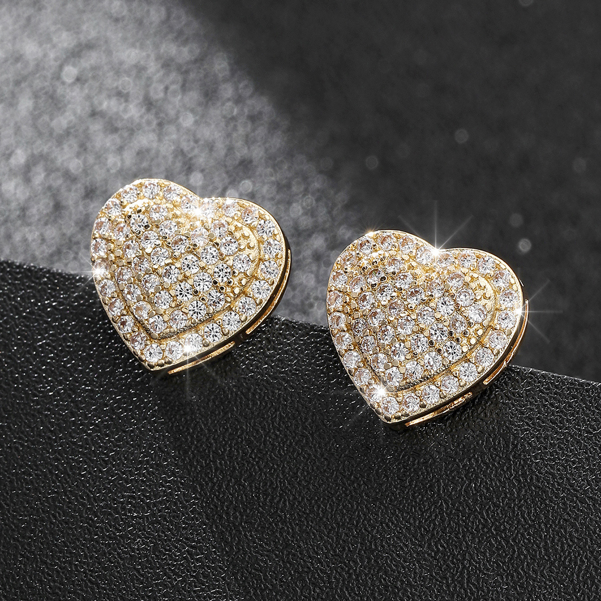 

Fashion Love Heart Shaped Lovers Zircon Earrings Stud Earrings 1pair 2pcs