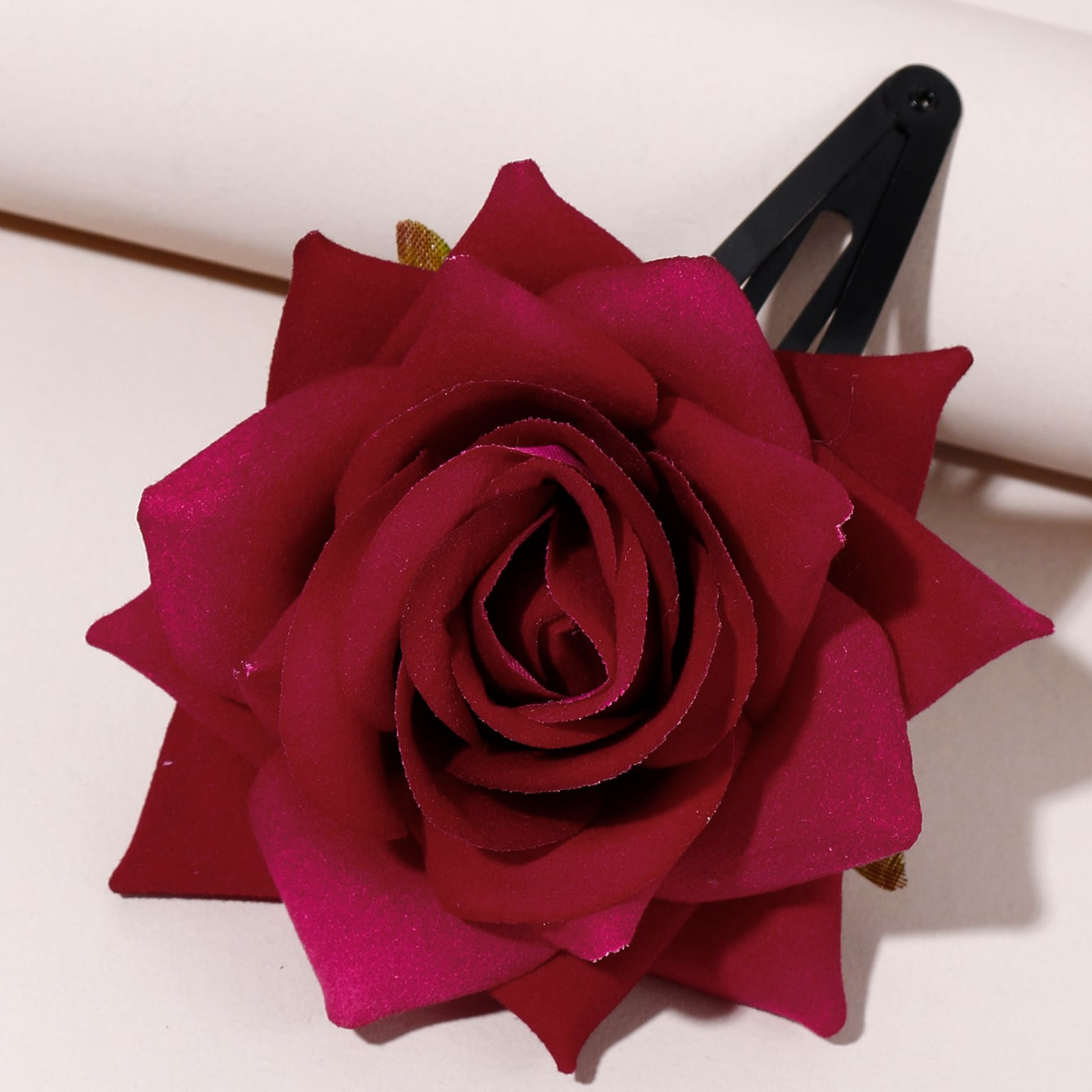 Pin on Roses in accessories