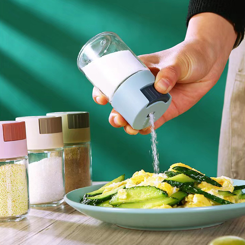Quantitative salt shaker control salt shaker jar sprinkle salt