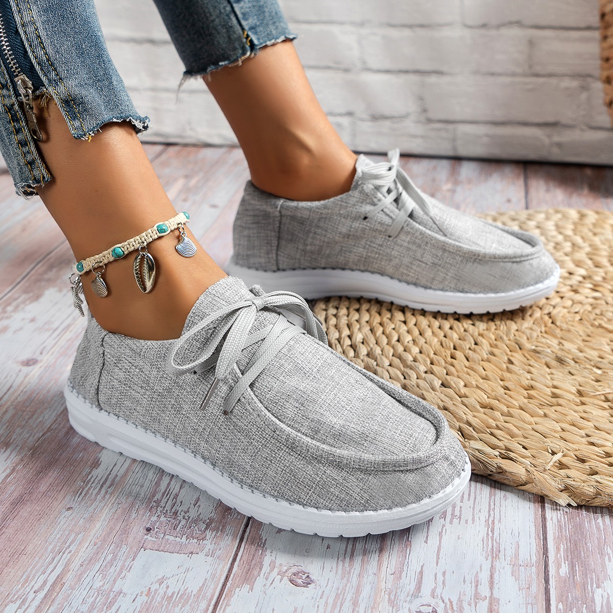 New Trend Women's Canvas Shoes Printing Lace up Flat Women's Casual Shoes -  China Design Walking Shoes and L V Sneaker for Men Women price