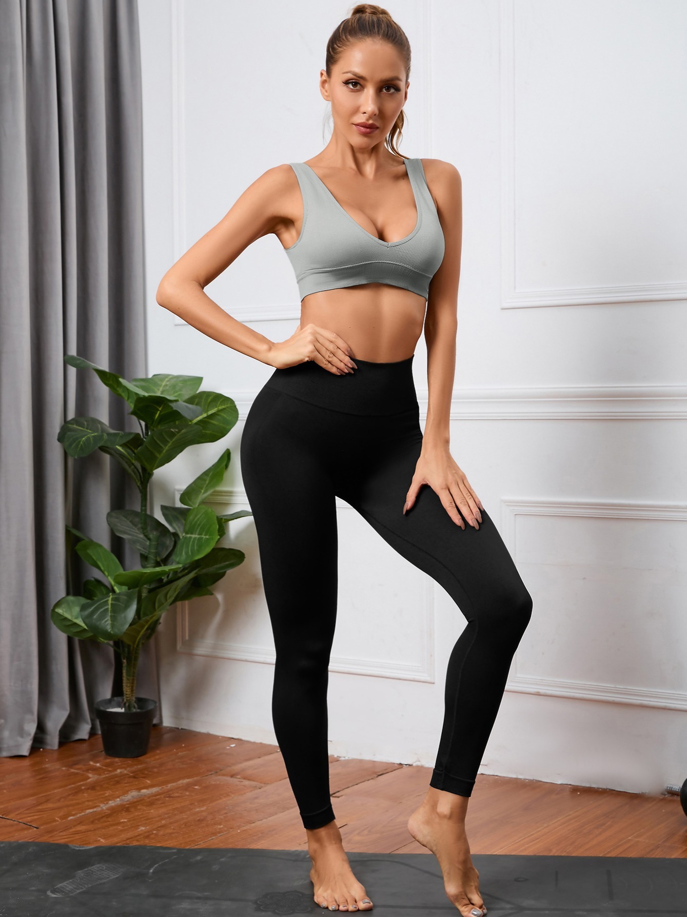 High Support Seamless Low Back Sports Bra - Enhance Your Workout with  Maximum Comfort!