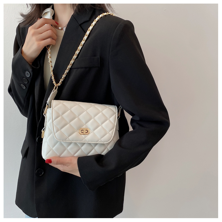Argyle Pattern Square Bag Turn-Lock Flap Elegant