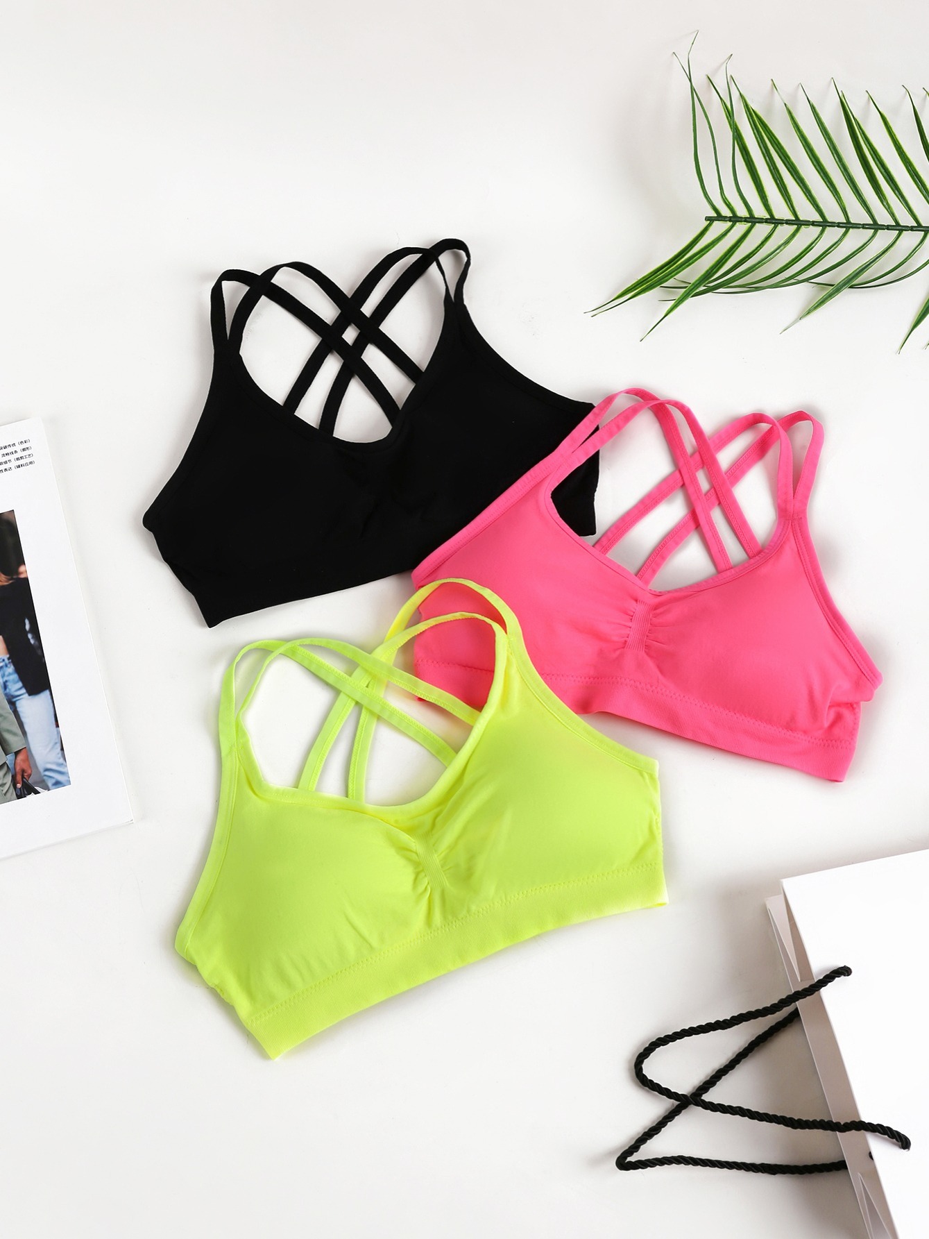Solid Strappy Crossover Back Yoga Sports Bras Quick Dry - Temu