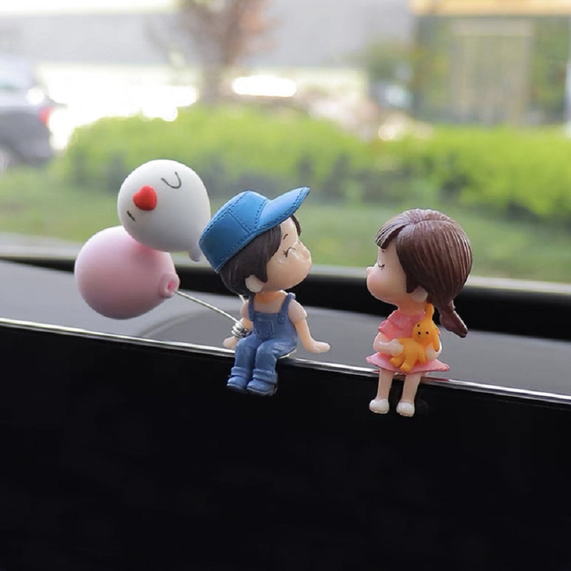 Car Dashboard Decor Mini Cartoon Cute Couple Figure Statue