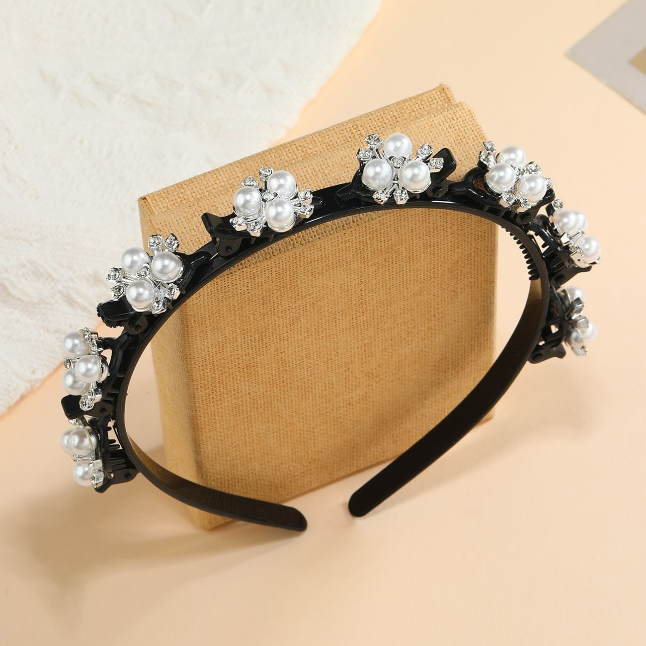 Fashion Faux Pearl Hair Band Weave Bangs Hairstyle Clips Braided Headbands  Hairpin Pearl Cluster Wedding Headband Bridal Crown Tiara Hair Hoop Wedding  Hair Accessories For Women Girls - Clothing, Shoes & Jewelry -