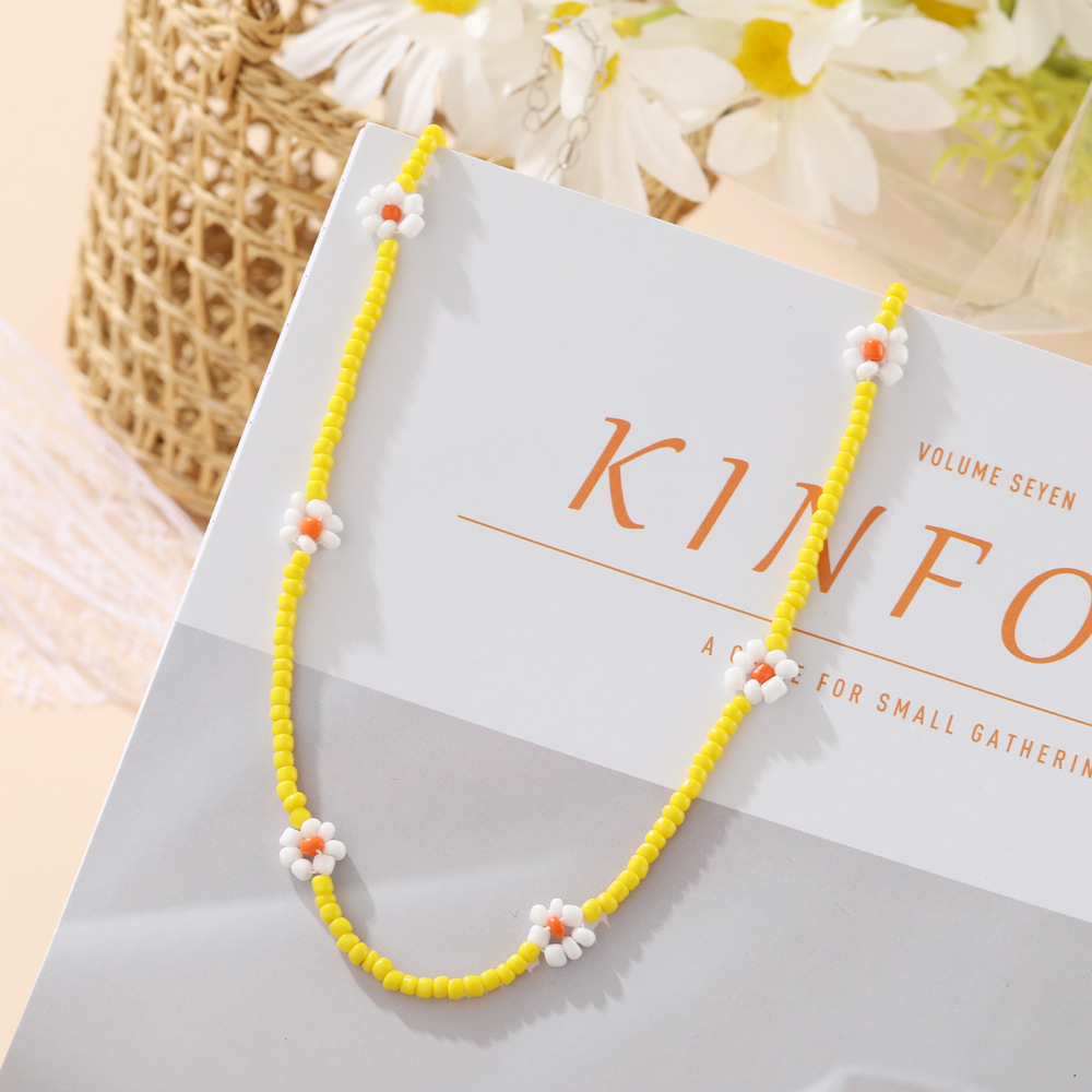 Women Beaded Necklace Daisy Acrylic Flower Boho Clavicle Korean Colorful  Jewelry