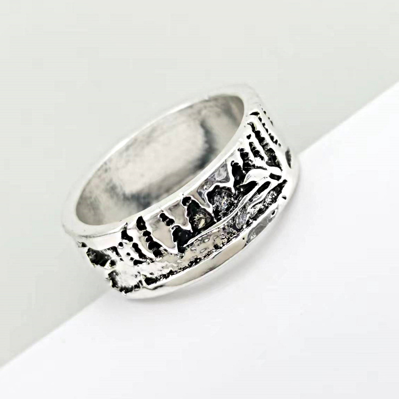 Men's Silver Animal Print Embossed Zinc Alloy Ring